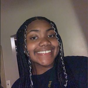 Meet your Posher, Destiny